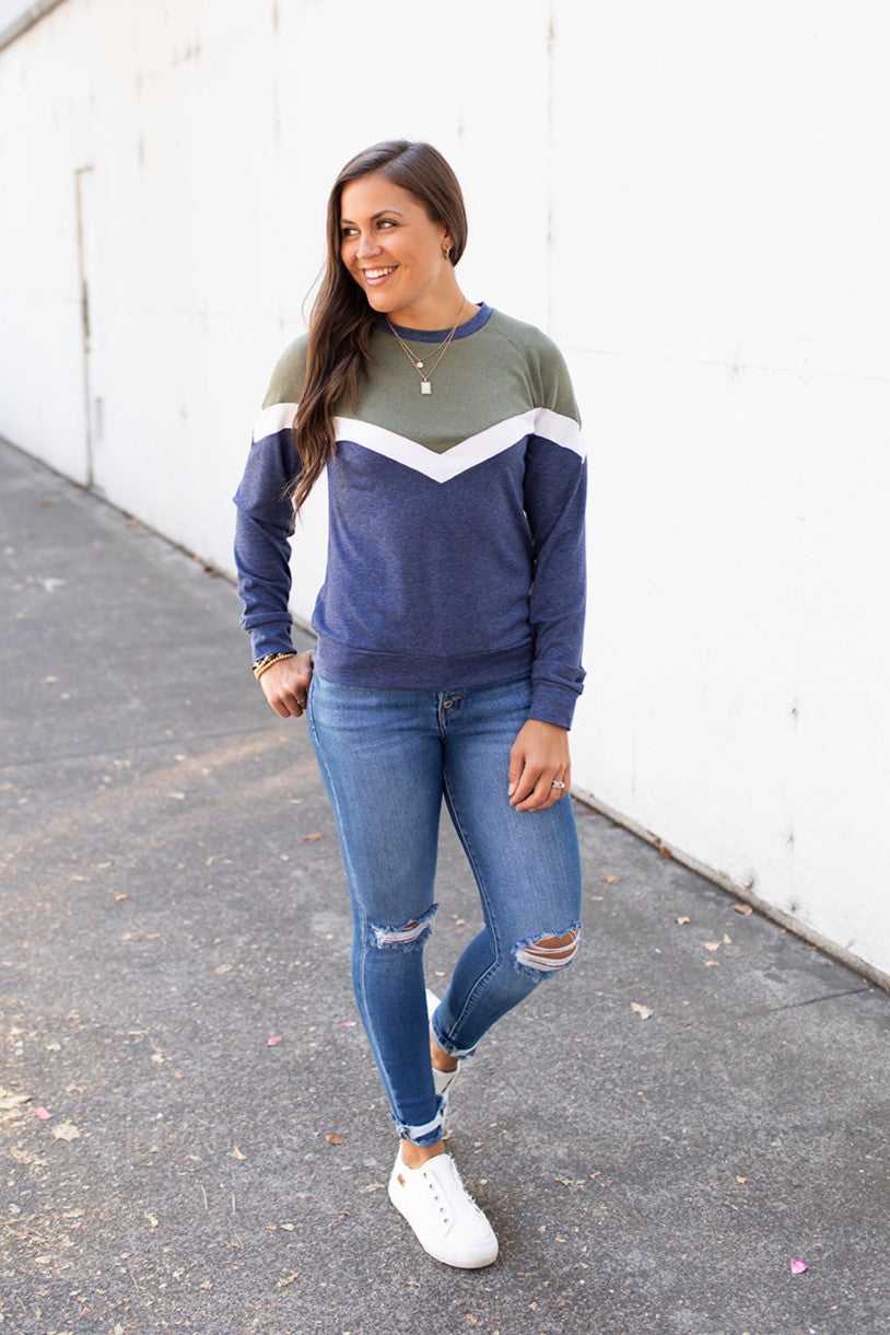 Olive & Navy Chevron Pullover (SM-XL)