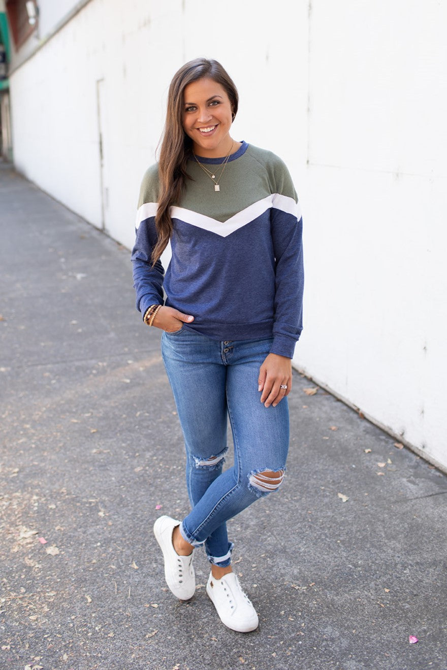 Olive & Navy Chevron Pullover (SM-XL)