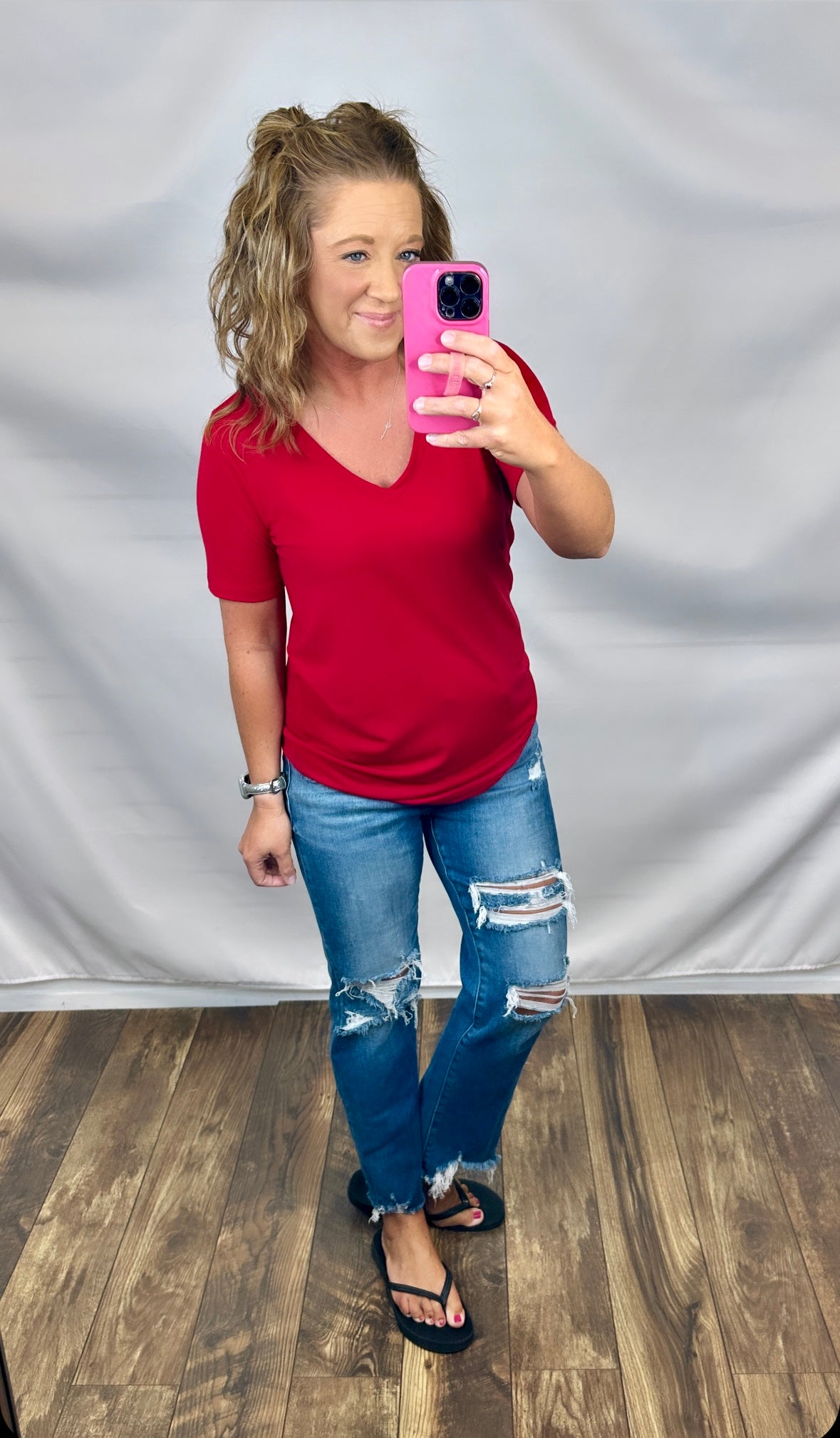 Red Basic Vneck Tee (SM-XL)