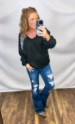 Black & Leopard Vneck Pullover (SM-XL)