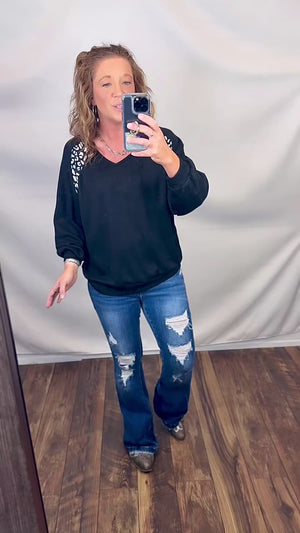 Black & Leopard Vneck Pullover (SM-XL)